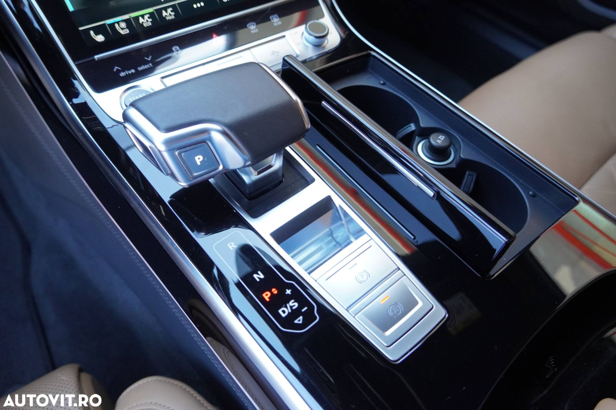 Audi A8 - 32