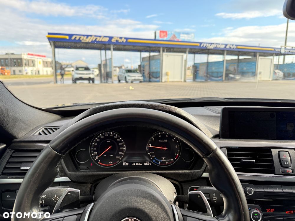 BMW 3GT 335i xDrive M Sport - 10