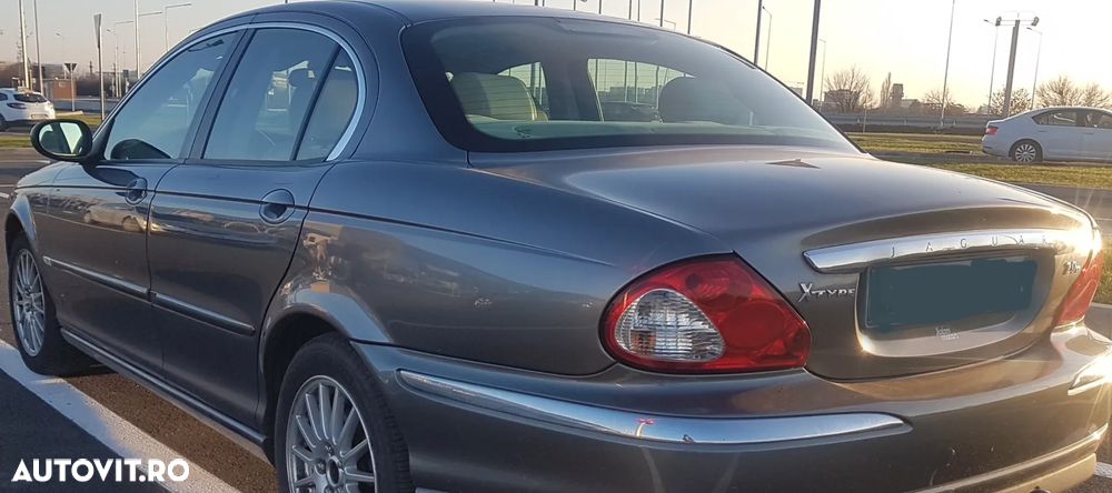 Jaguar X-Type 2.0 Executive - 3