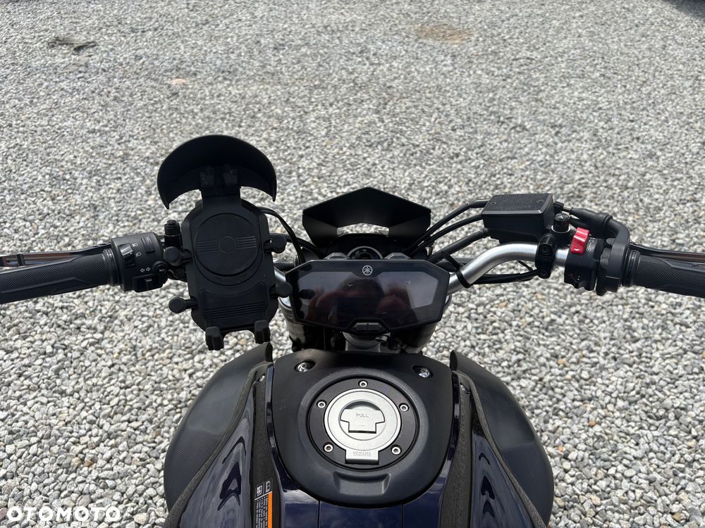 Yamaha MT - 2