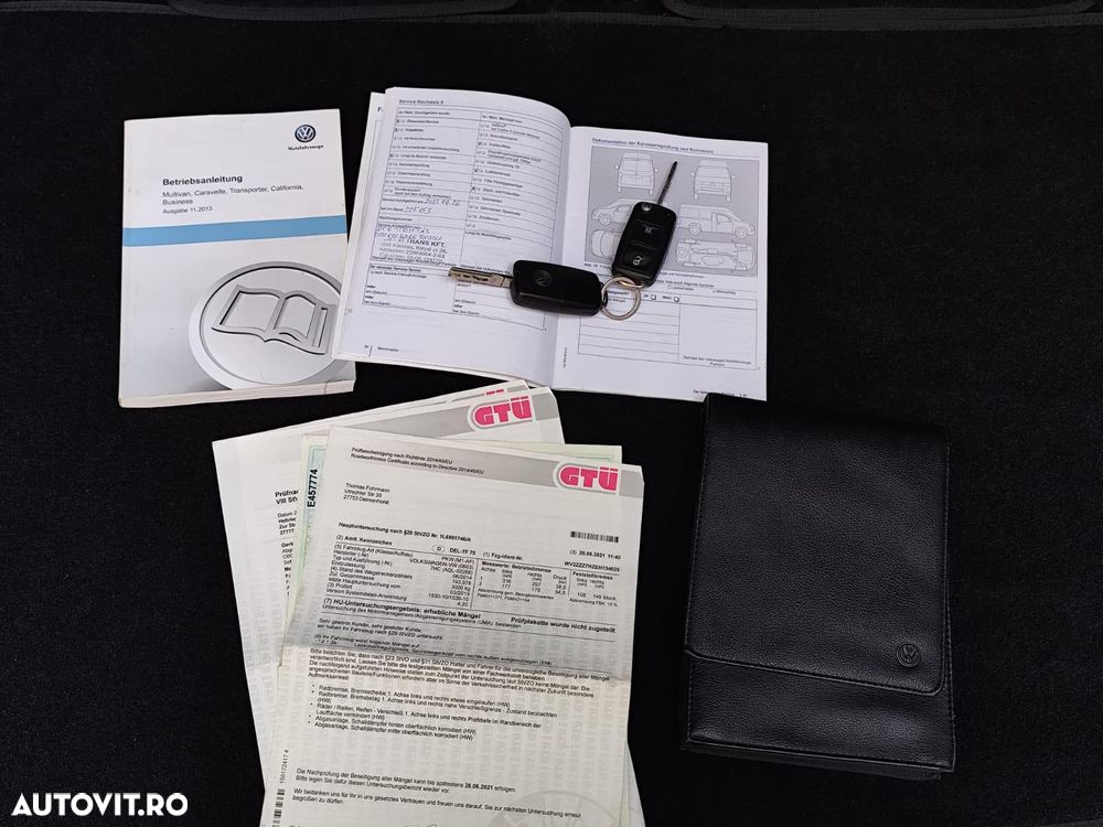 Volkswagen Caravelle - 16