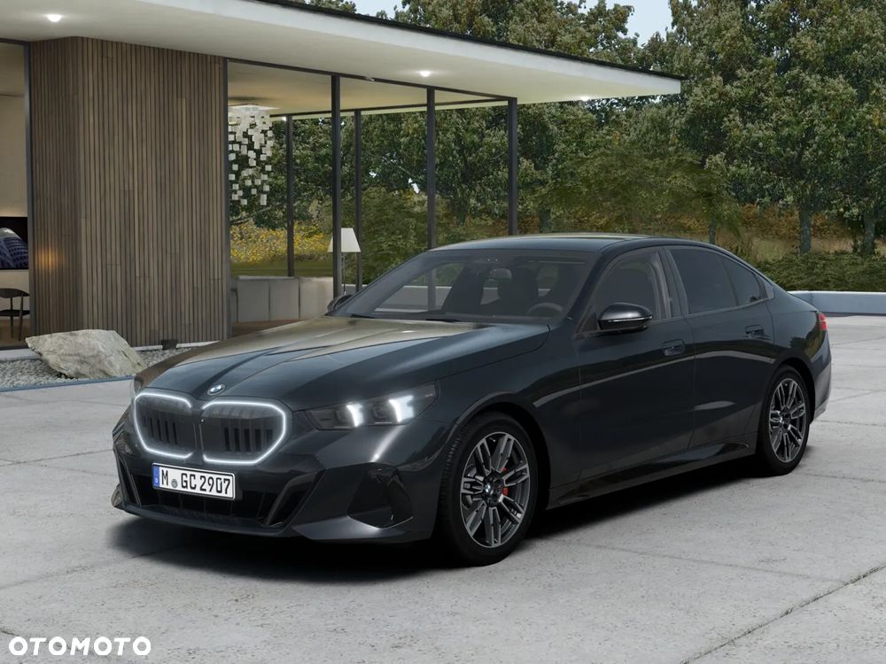 BMW Seria 5 520d xDrive mHEV M Sport - 1