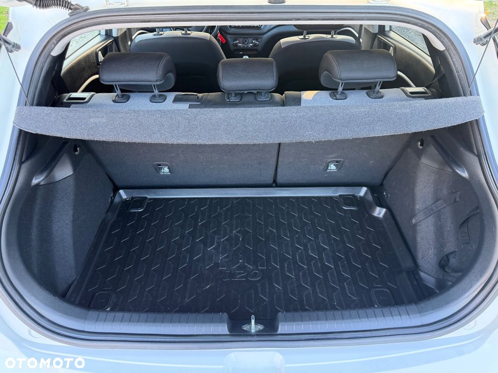 Hyundai i20 1.1 CRDi BlueDrive Elegant - 12