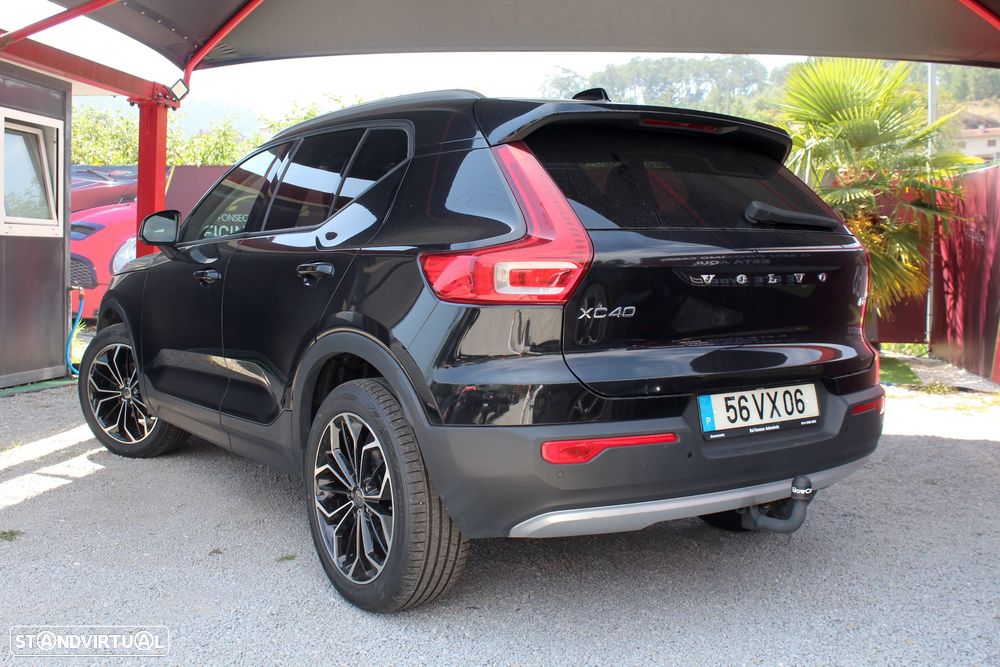 Volvo XC 40 2.0 D3 Momentum - 4
