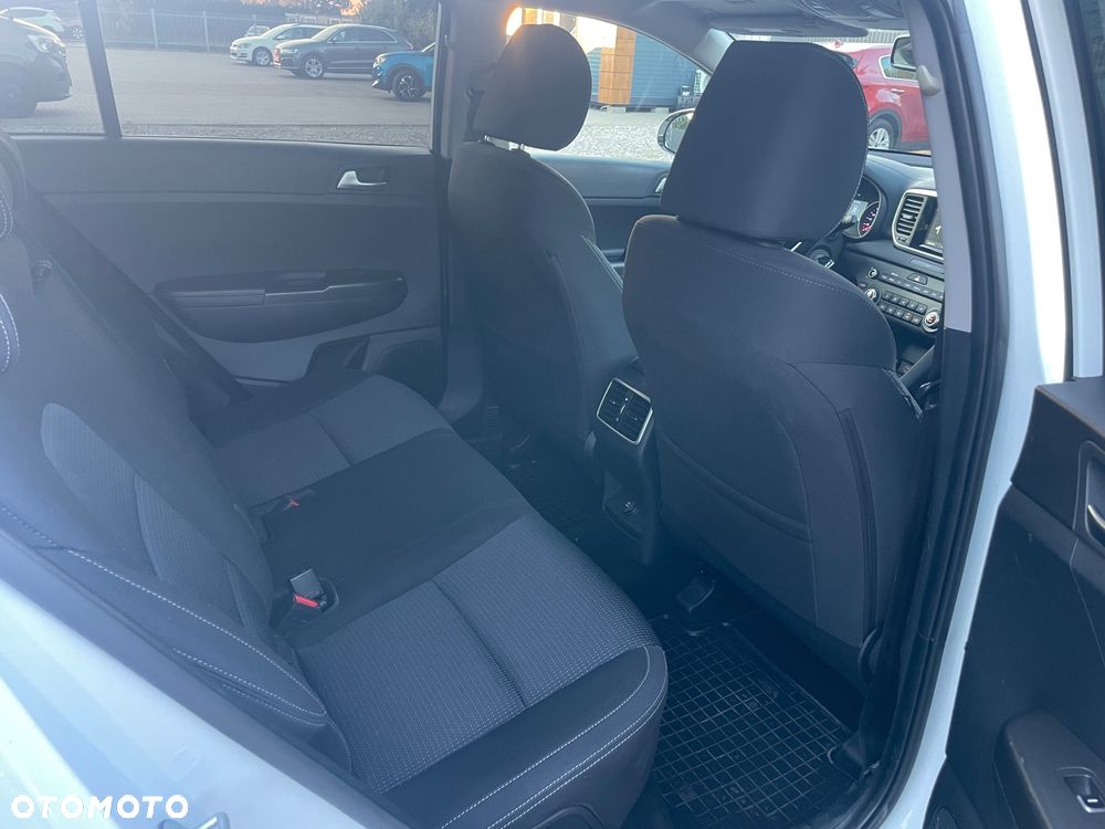 Kia Sportage 1.6 CRDI 2WD SPIRIT - 31