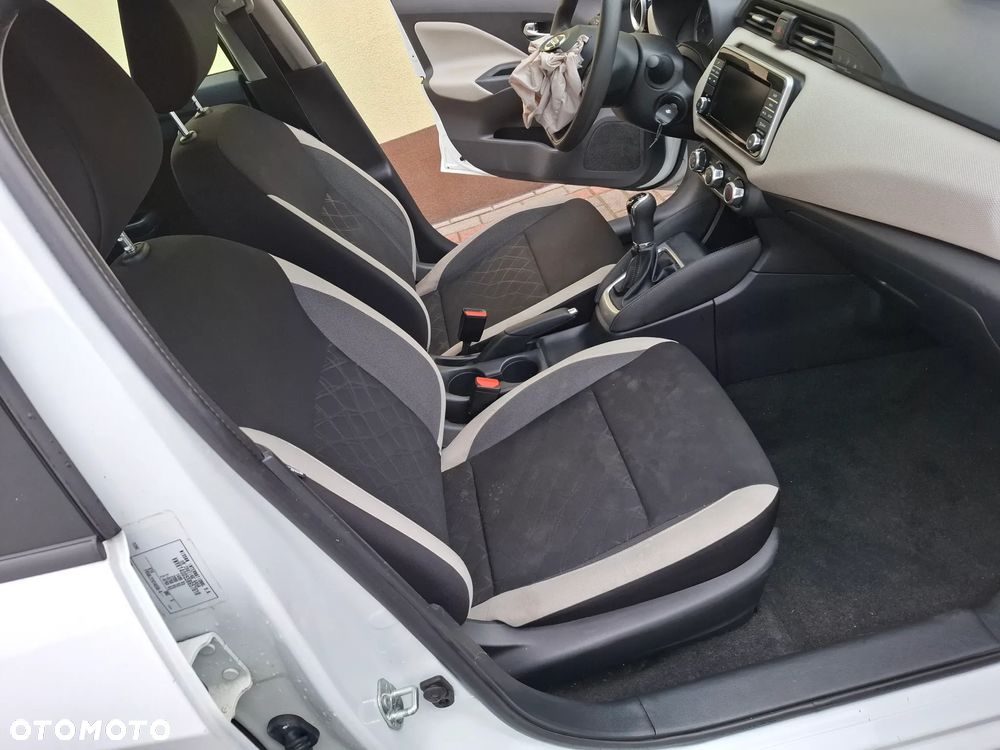 Nissan Micra 1.0 Visia Plus - 16