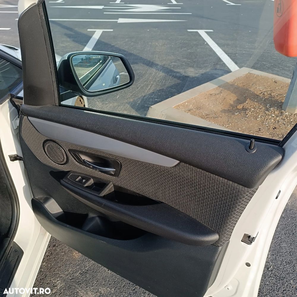 BMW Seria 2 218i AT Advantage - 19