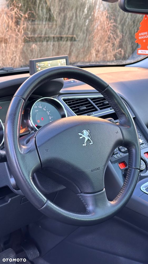 Peugeot 5008 BlueHDI 120 EAT6 Stop & Start Allure - 27