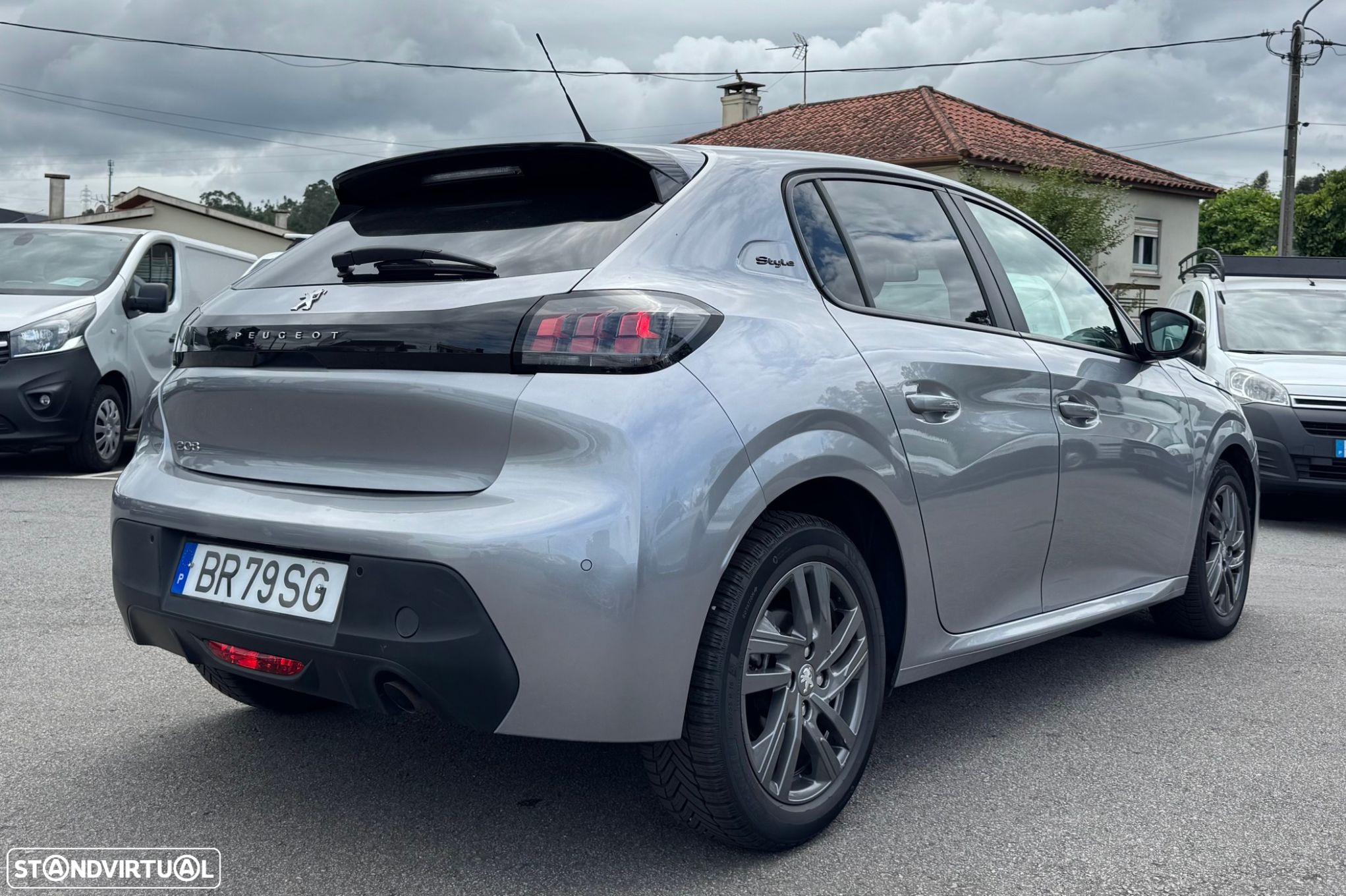 Peugeot 208 1.5 BlueHDi Allure - 4
