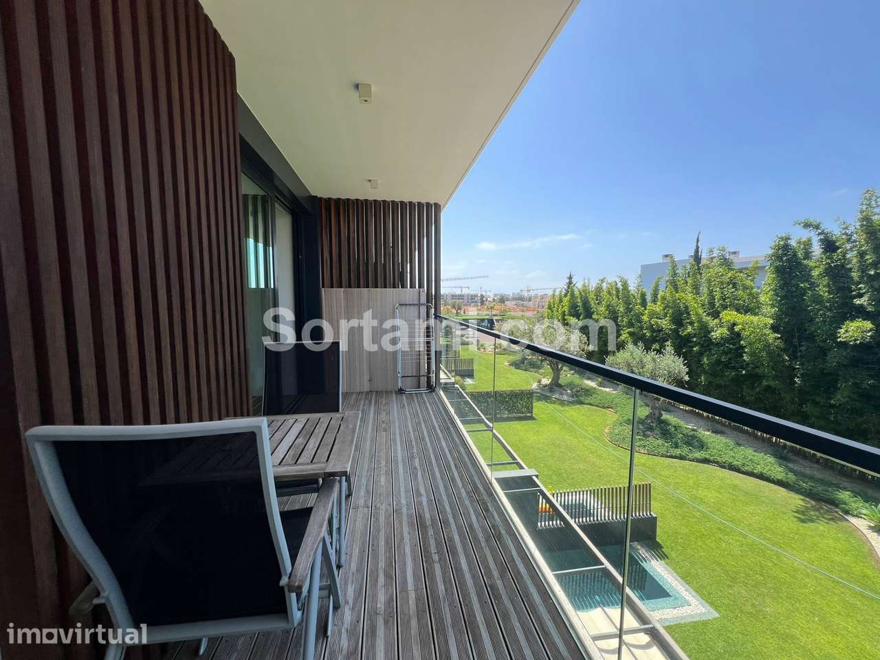 Apartamento T2 Venda em Quarteira,Loulé - Grande imagem: 2/18