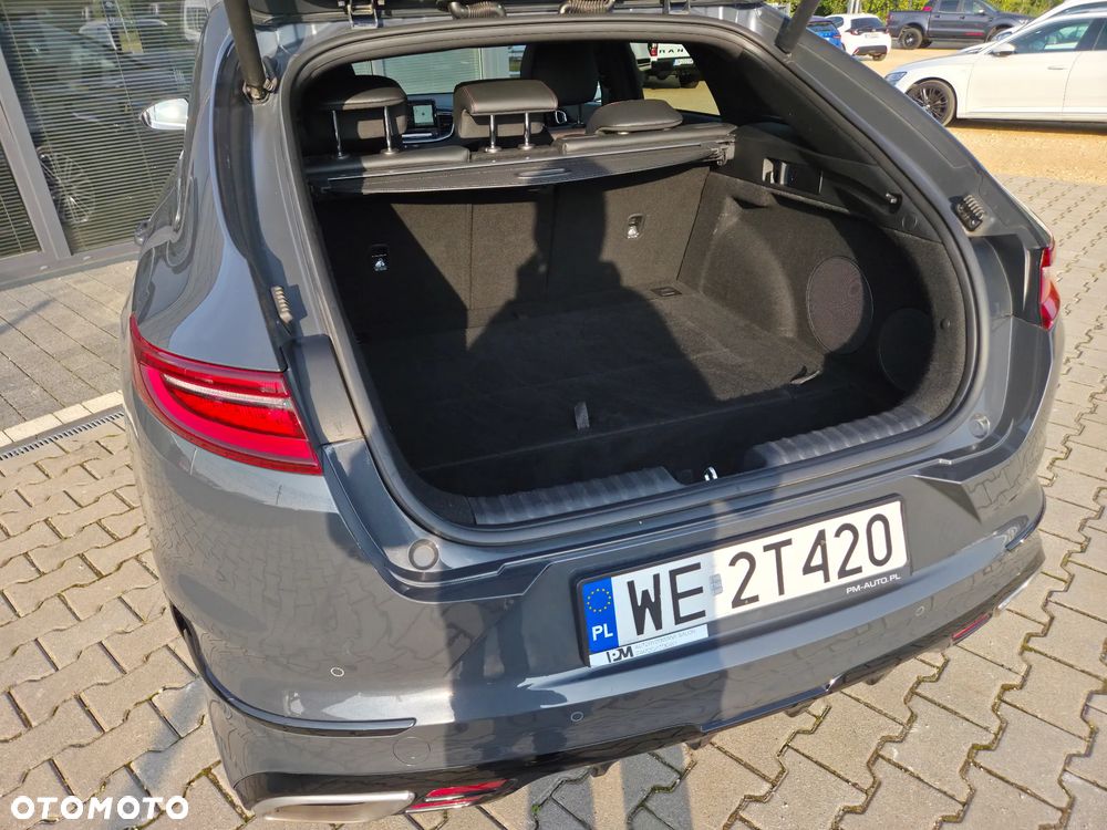 Kia ProCeed 1.6 T-GDI GT DCT - 36