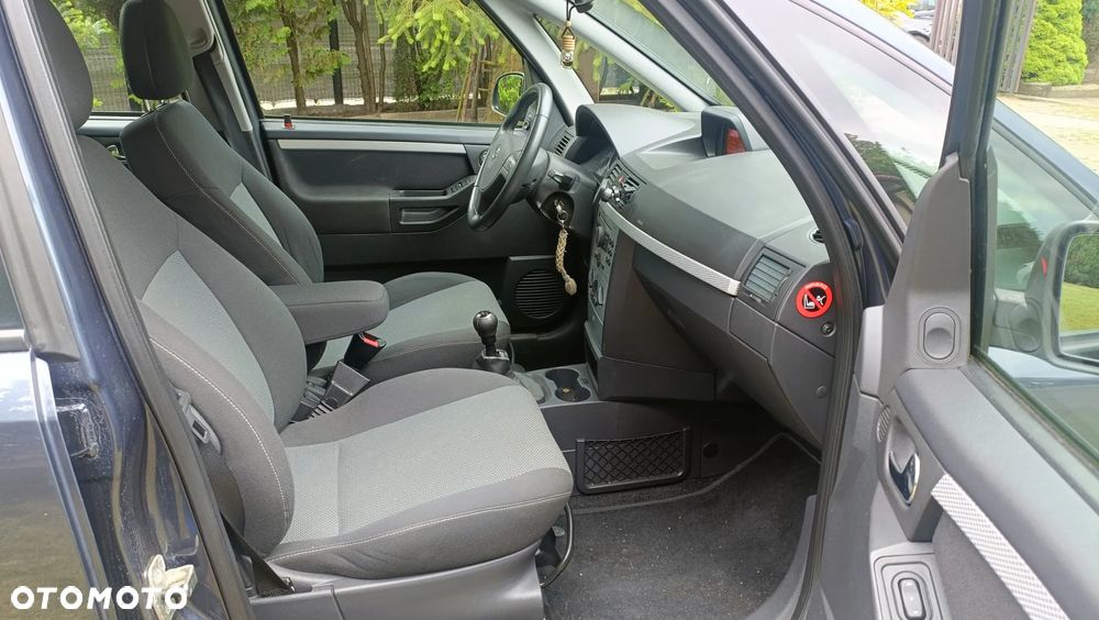 Opel Meriva 1.6 16V Cosmo - 23