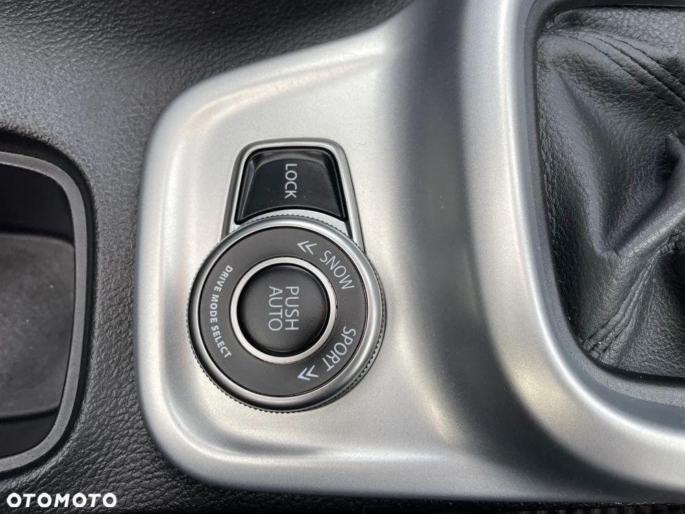 Suzuki Vitara 1.6 DDiS (4x4) Allgrip Comfort - 27