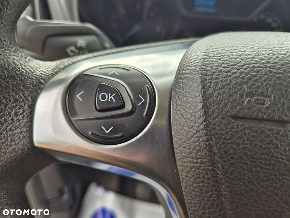 Ford Tourneo Connect Grand - 29
