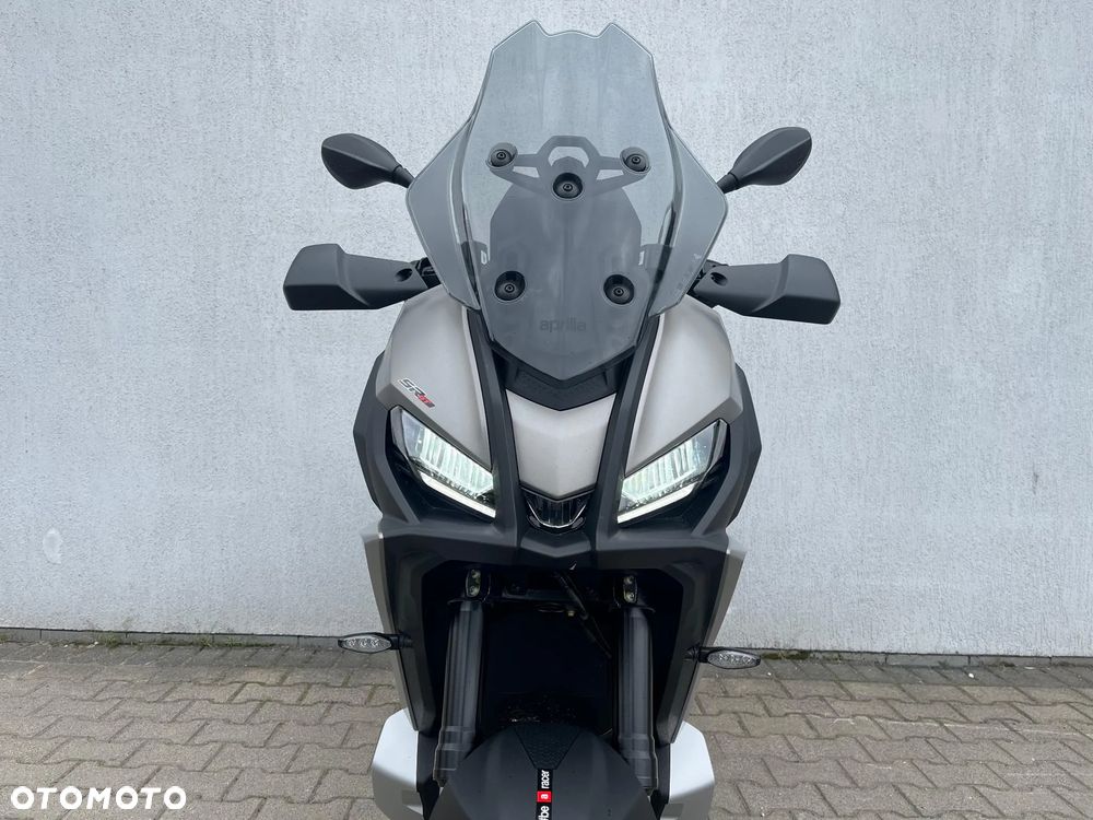 Aprilia SR - 11