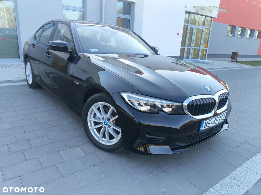 BMW Seria 3 320e - 13