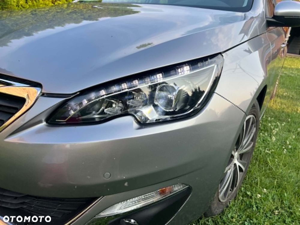 Peugeot 308 PureTech 130 GPF EAT8 Stop & Start Allure - 1