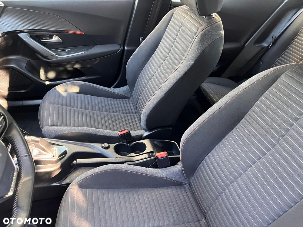 Peugeot 2008 PureTech 130 EAT8 Active Pack - 14