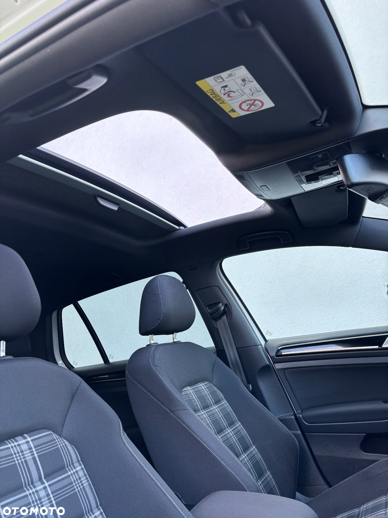 Volkswagen Golf VII 2.0 TDI BMT GTD DSG - 10
