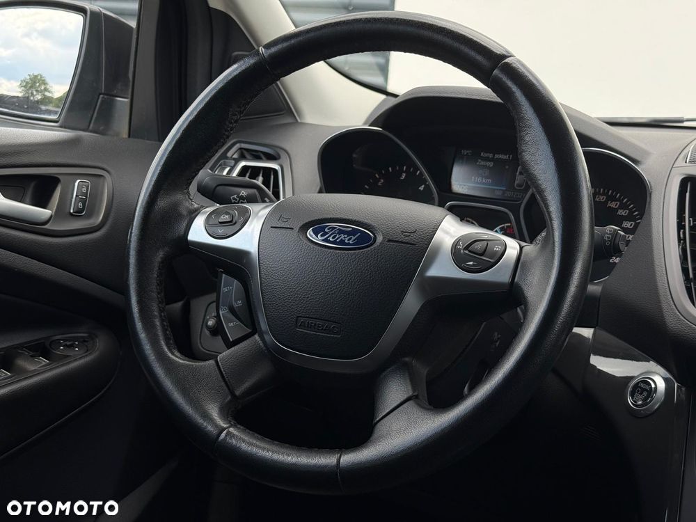 Ford Kuga 2.0 TDCi 4x4 Titanium - 10