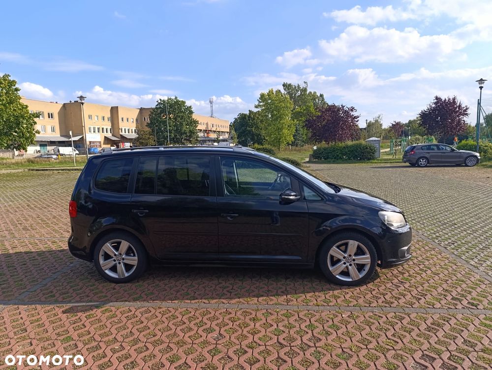 Volkswagen Touran 2.0 TDI DPF Comfortline - 29