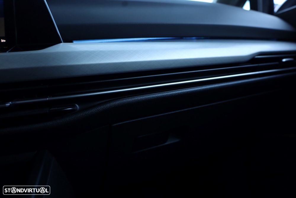 VW Golf 1.0 TSI Life - 48