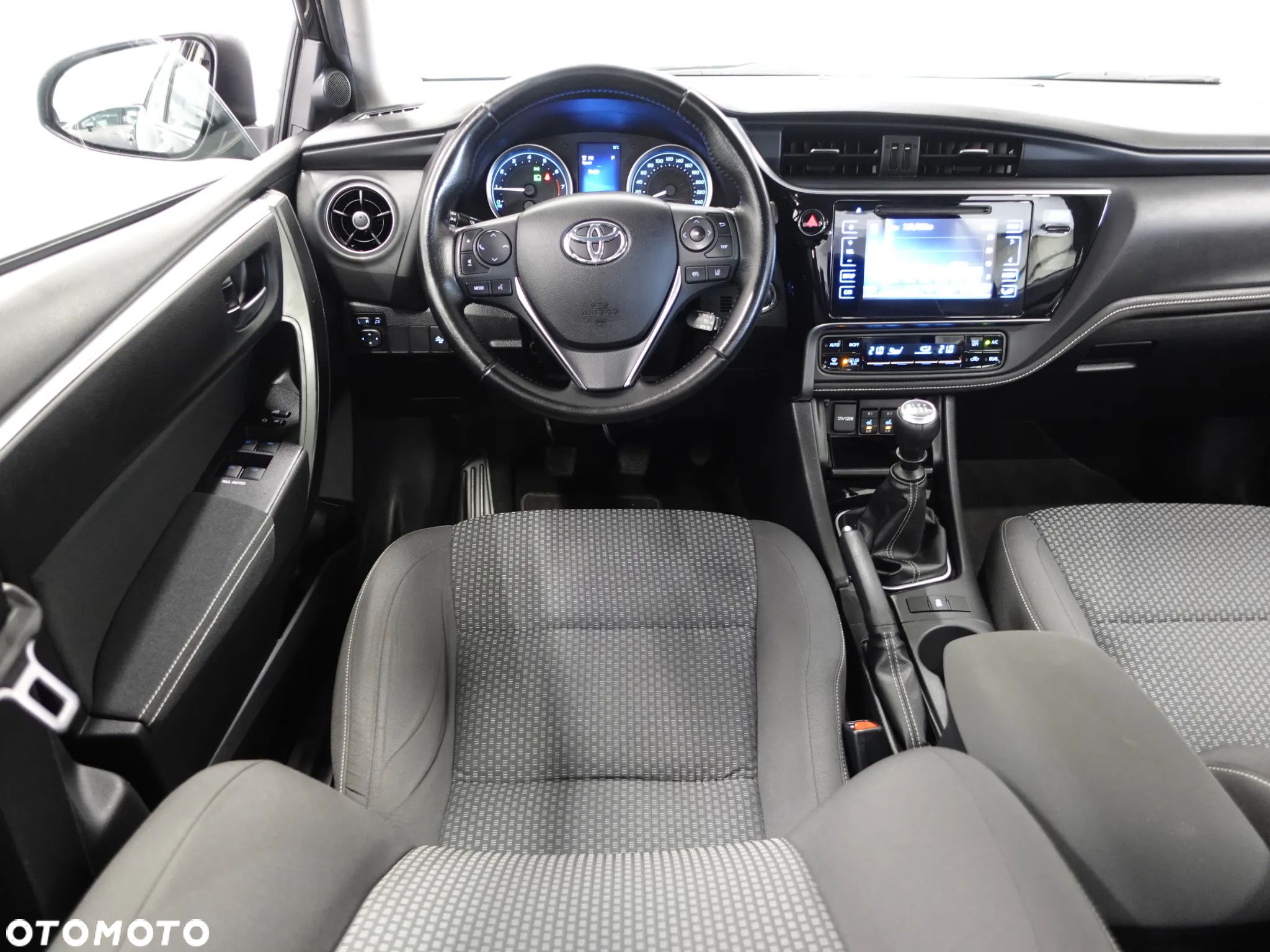Toyota Corolla 1.6 Valvematic Edition - 28
