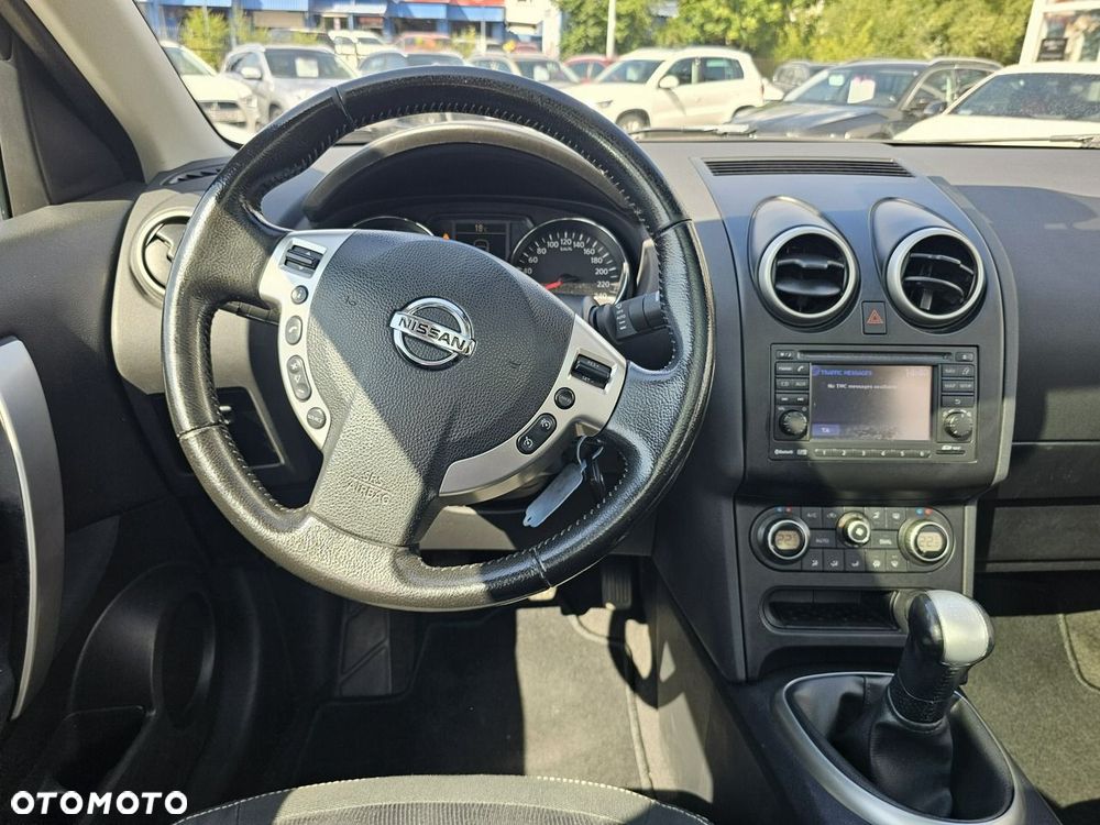 Nissan Qashqai 1.6 Tekna - 22