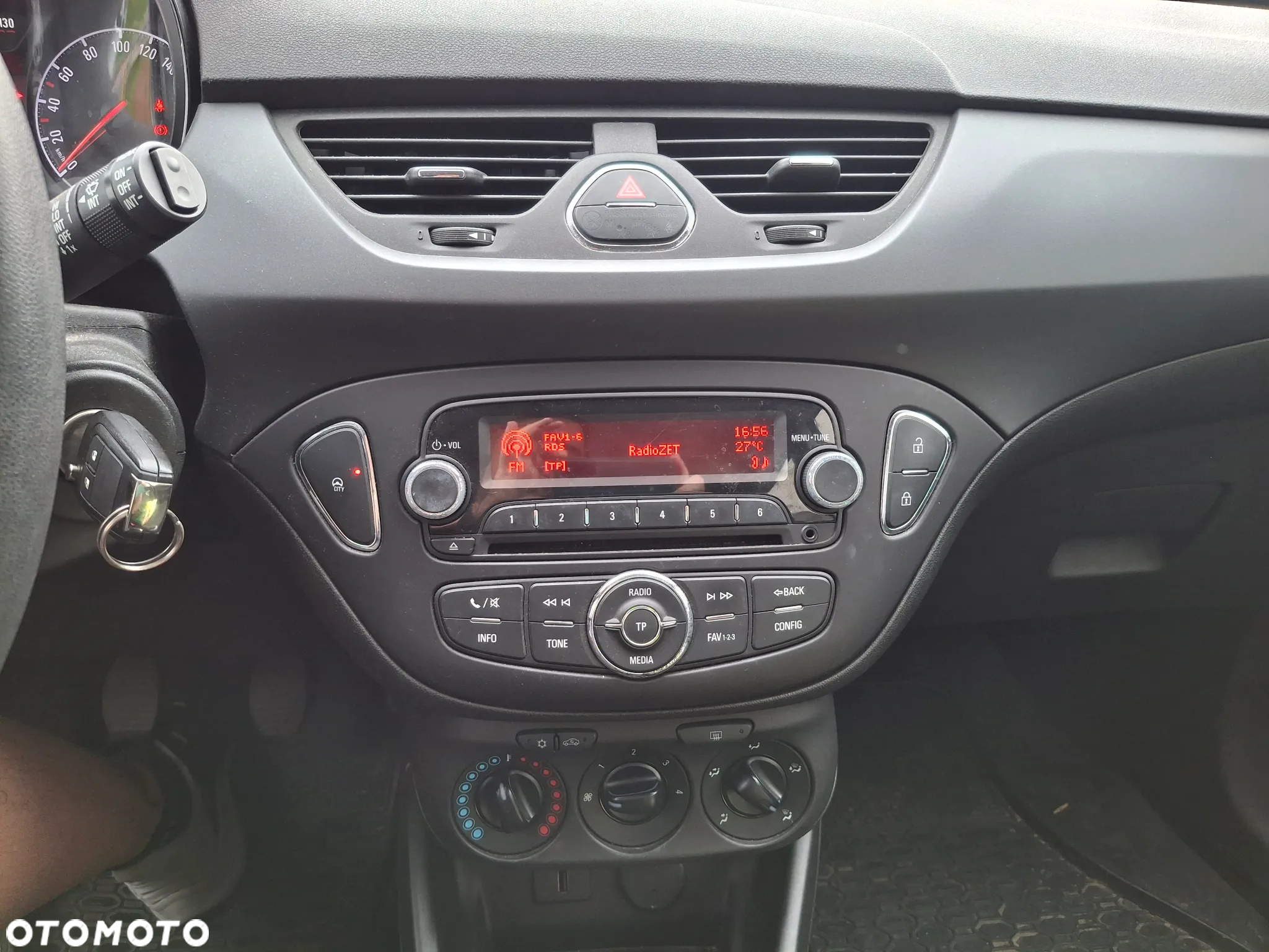 Opel Corsa 1.2 Enjoy - 8