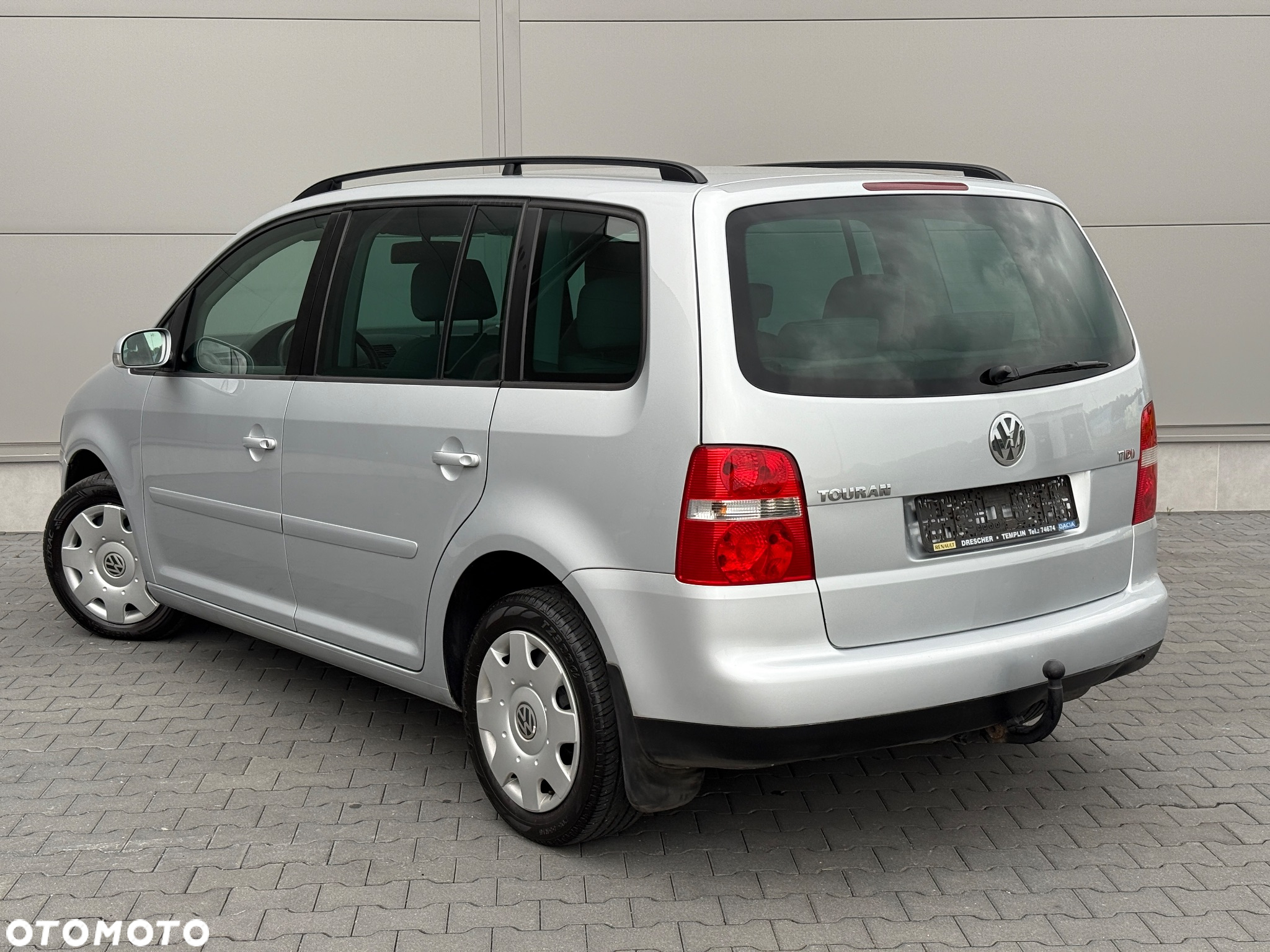 Volkswagen Touran - 5