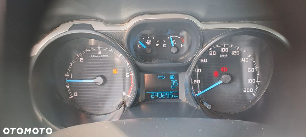 Ford Ranger Limited - 12