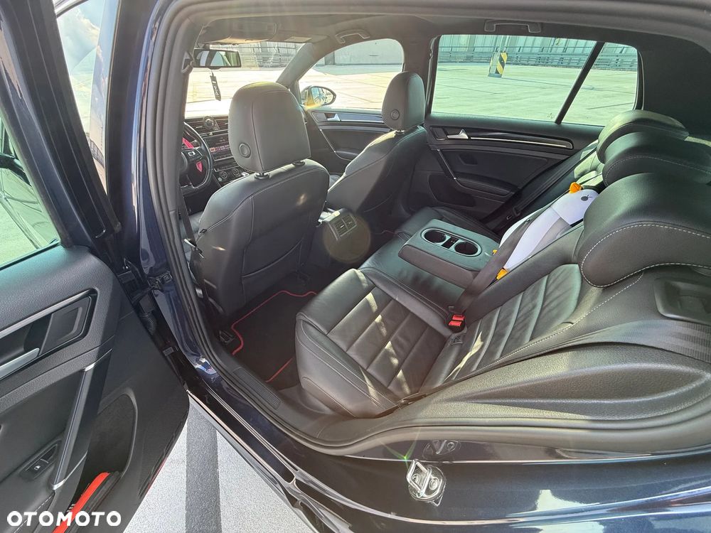 Volkswagen Golf 2.0 TSI BMT 4Mot R DSG - 13