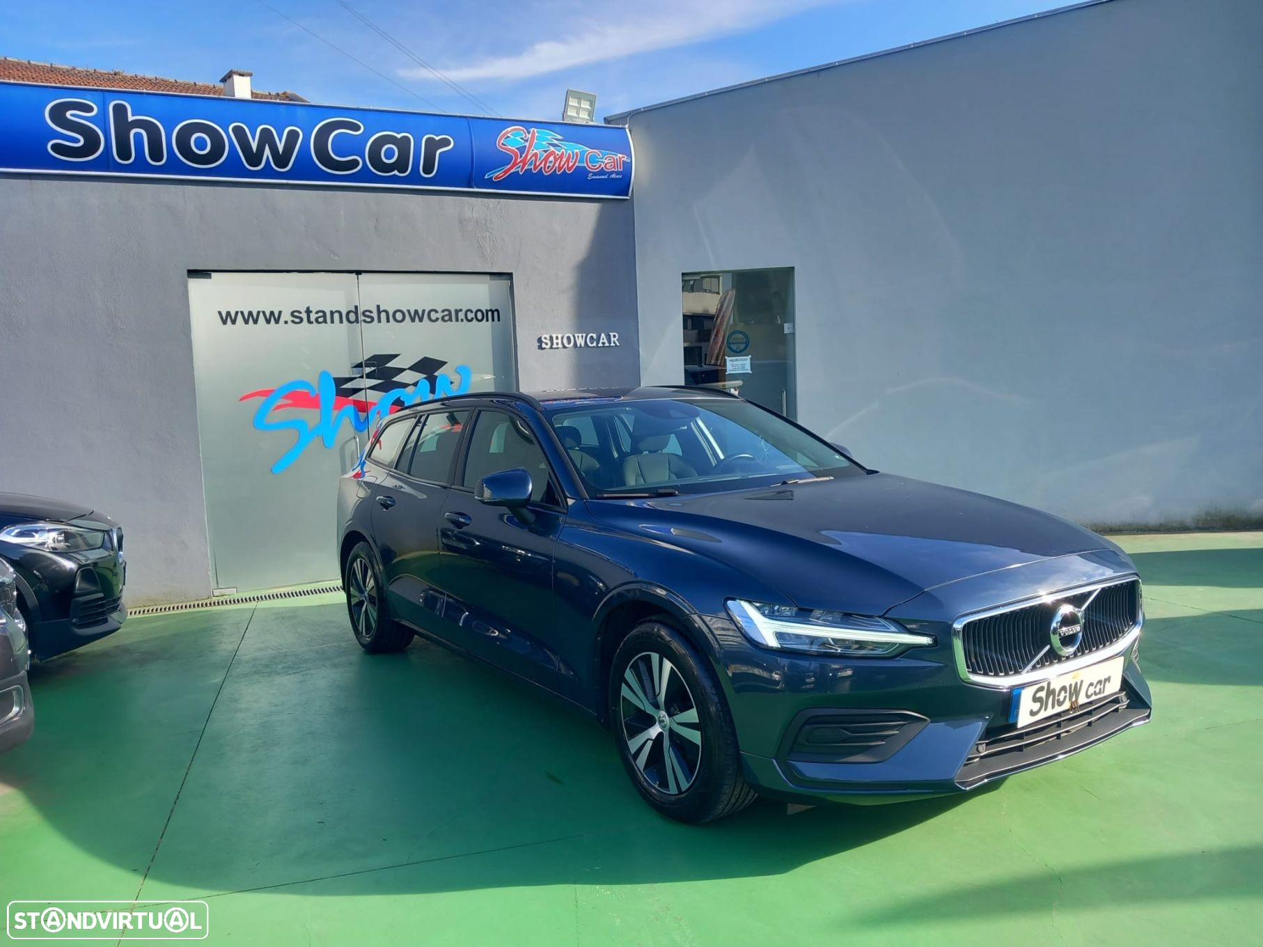 Volvo V60 2.0 D3 Momentum Geartronic - 2