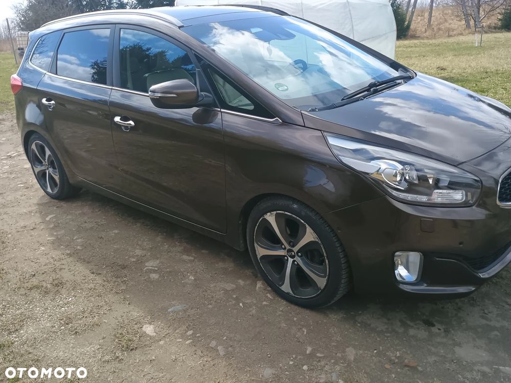 Kia Carens 1.7 CRDi XL 7os - 2