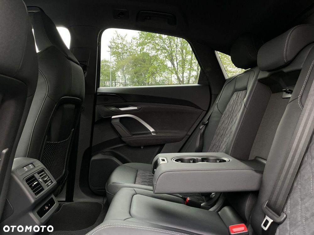 Audi Q5 Sportback - 17
