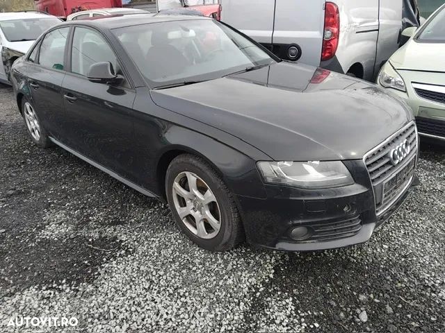 Dezmembrez Audi A4 B8 an 2010 Motor 2.0 TFSI CDNC Automat - 1