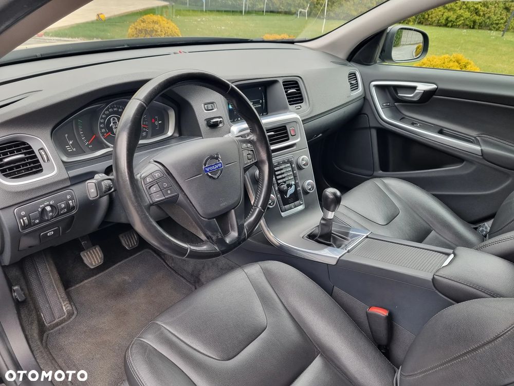 Volvo V60 DRIVe Kinetic - 13