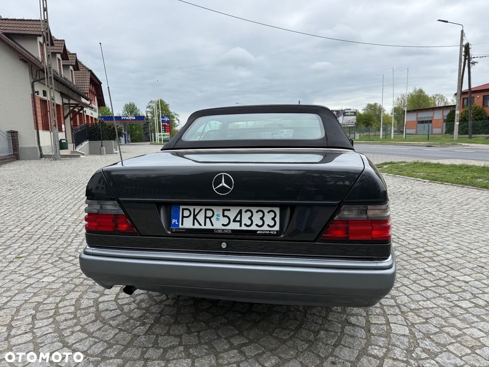Mercedes-Benz Klasa E - 7