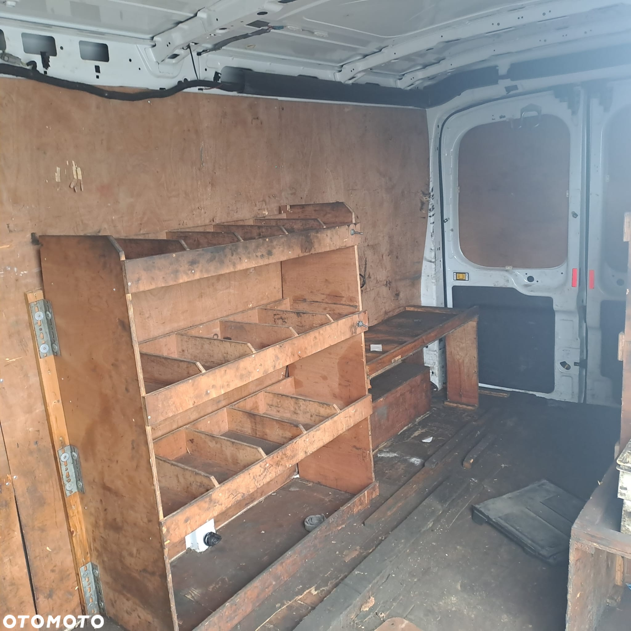 Ford Transit 350 L 2.2 TDCi 125 kM L3H3 - 9