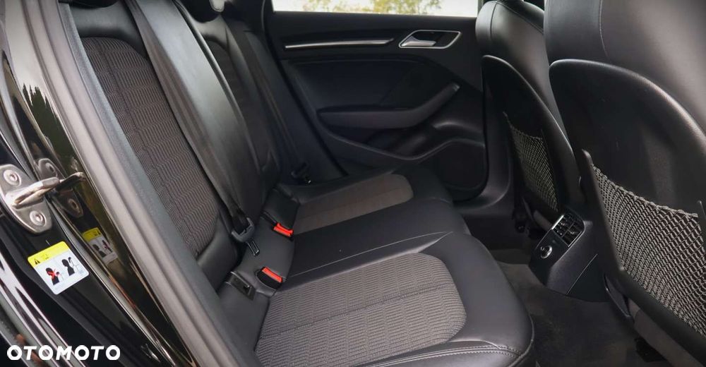 Audi A3 Sportback - 18