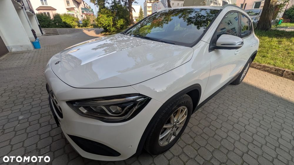 Mercedes-Benz GLA 200 Business Edition - 2