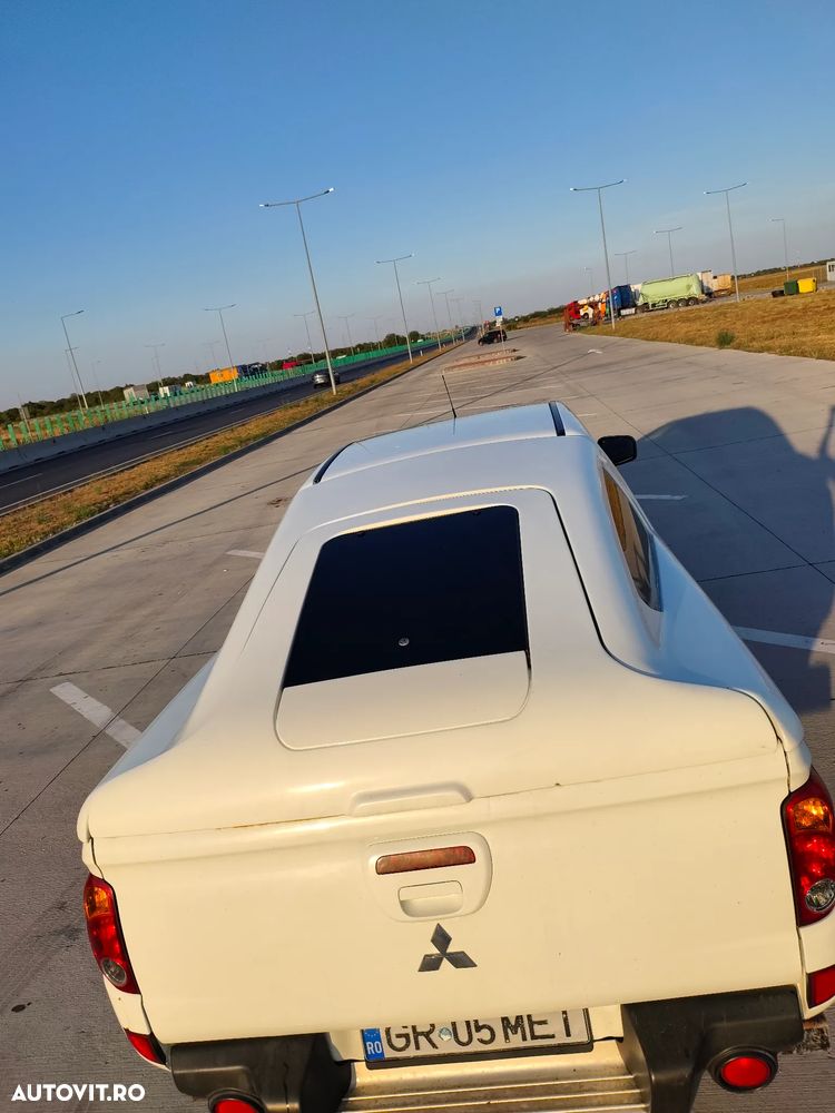 Mitsubishi L200 - 6