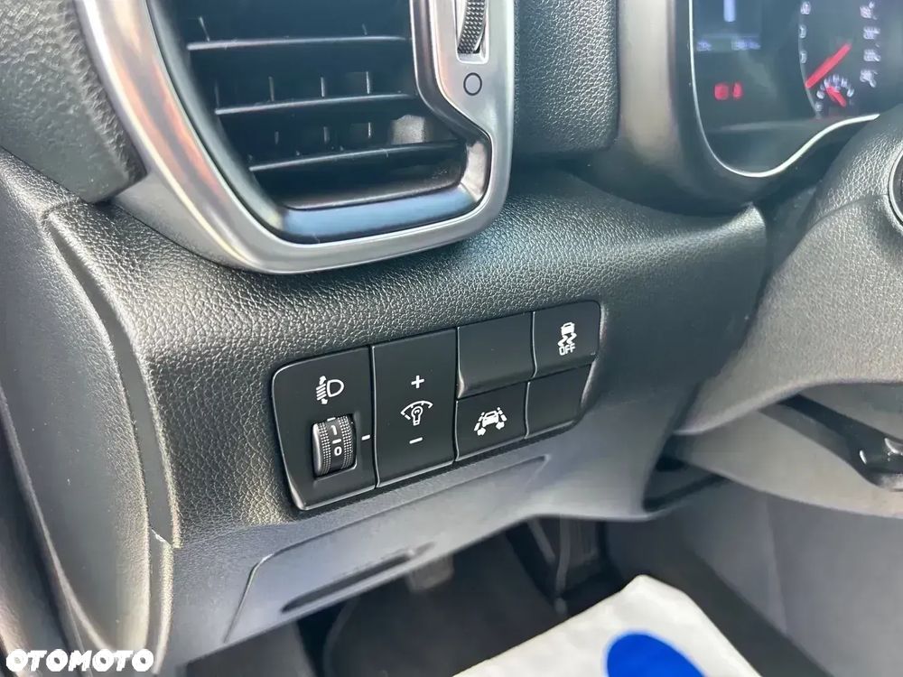 Kia Sportage 1.6 GDI 2WD Attract - 18