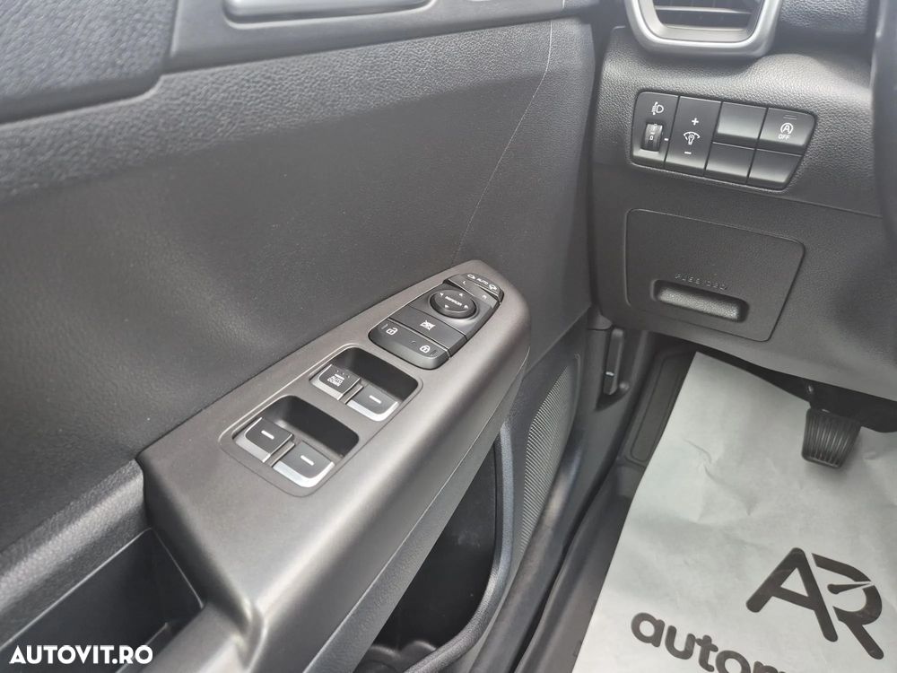 Kia Sportage 1.6 GDI 6MT 4x2 Plus - 13
