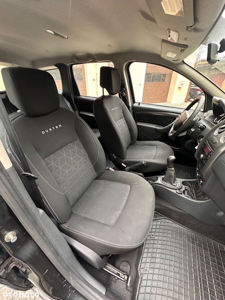 Dacia Duster 1.6 16V 105 4x2 Celebration - 6