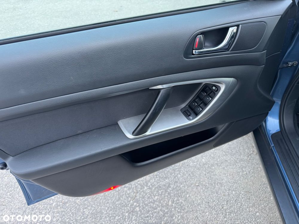 Subaru Outback 2.5i Active - 16