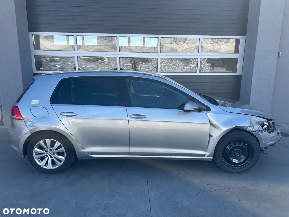 Volkswagen Golf 1.4 TSI Comfortline - 2