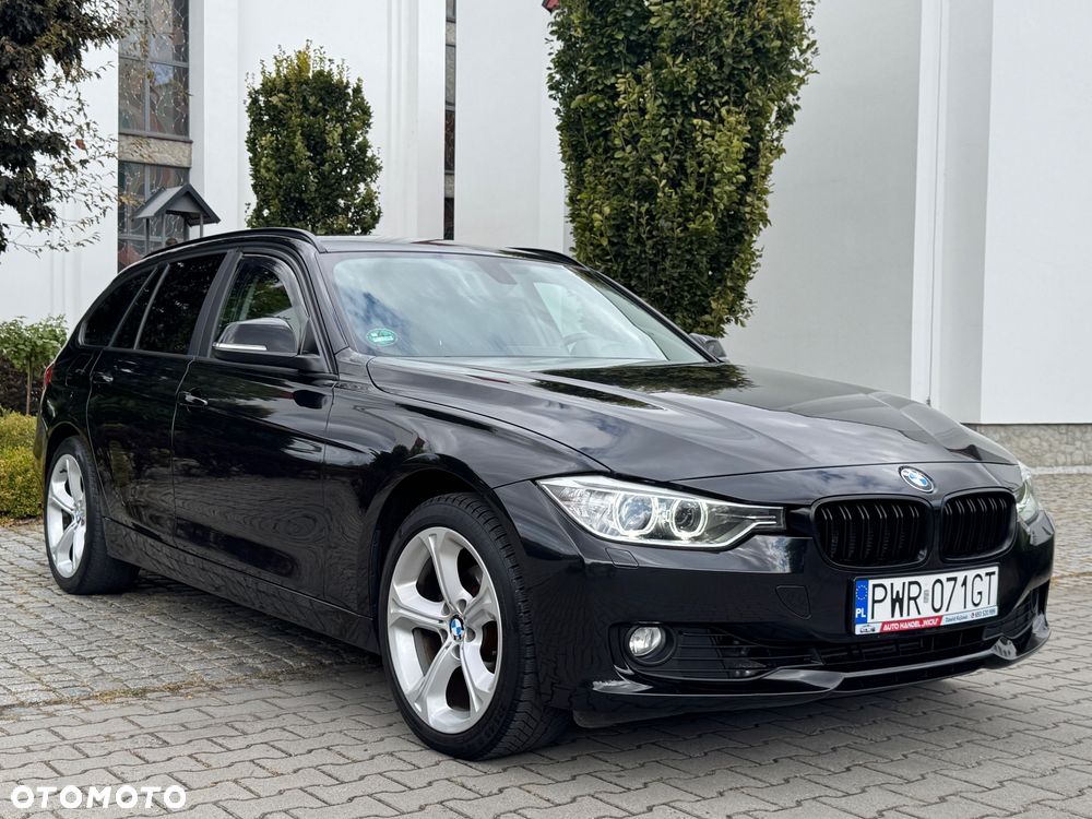 BMW Seria 3 318d xDrive - 2