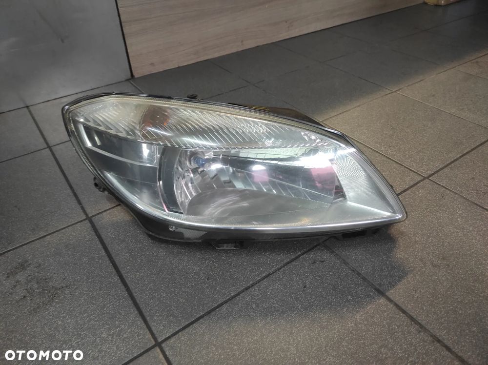 LAMPA PRZEDNIA PRAWA SKODA FABIA 2 LIFT ROOMSTER LIFT EUROPA 5J0 WYSYŁKA !!!! - 1