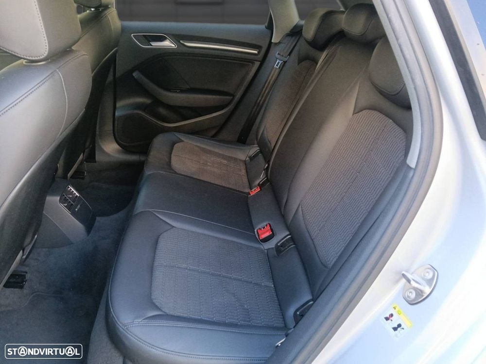 Audi A3 Sportback e-tron 1.4 TFSI Sport S tronic - 11